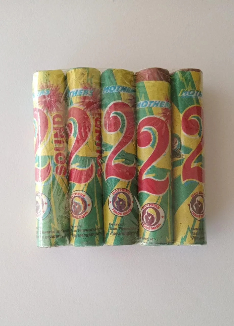 2 SOUND CRACKERS